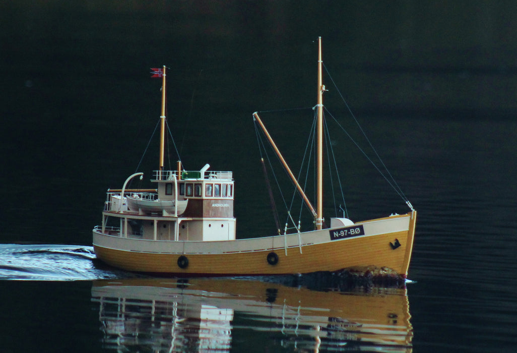 M/K Andholmen 1:25 - Hobbyhjørna